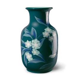Fancy vase